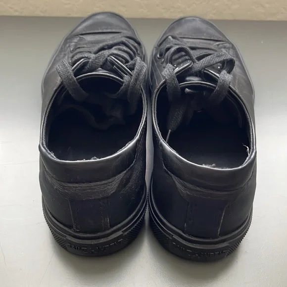 Leather Bedford - Picture 3 of 5